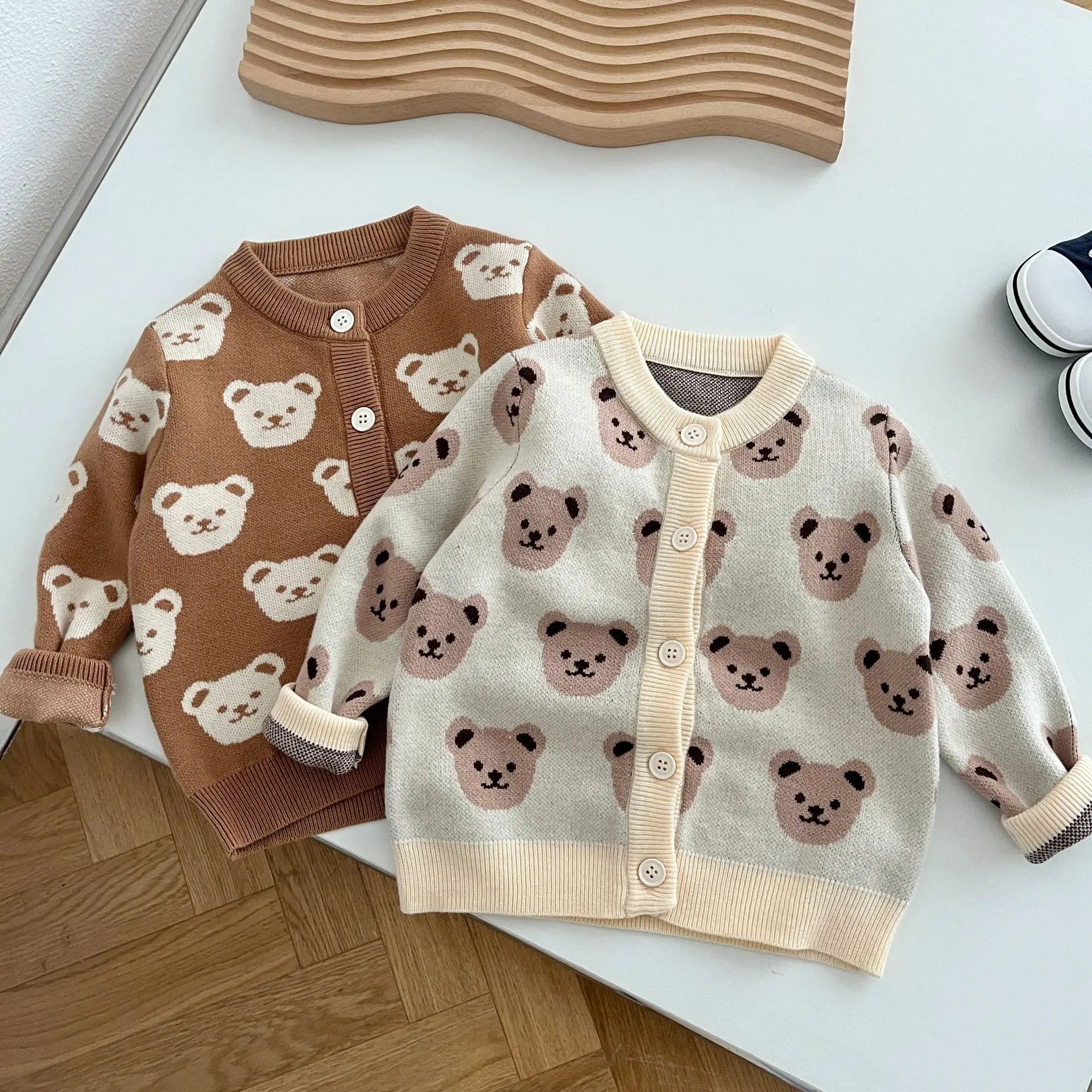 Beary cute cardigan Beige