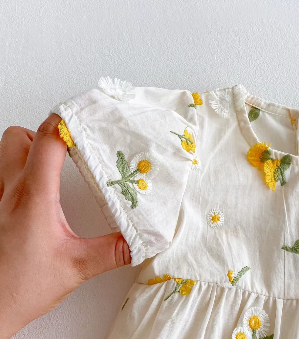 Chamomile Puff Sleeve Romper