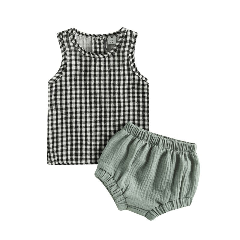 The plaid summer set