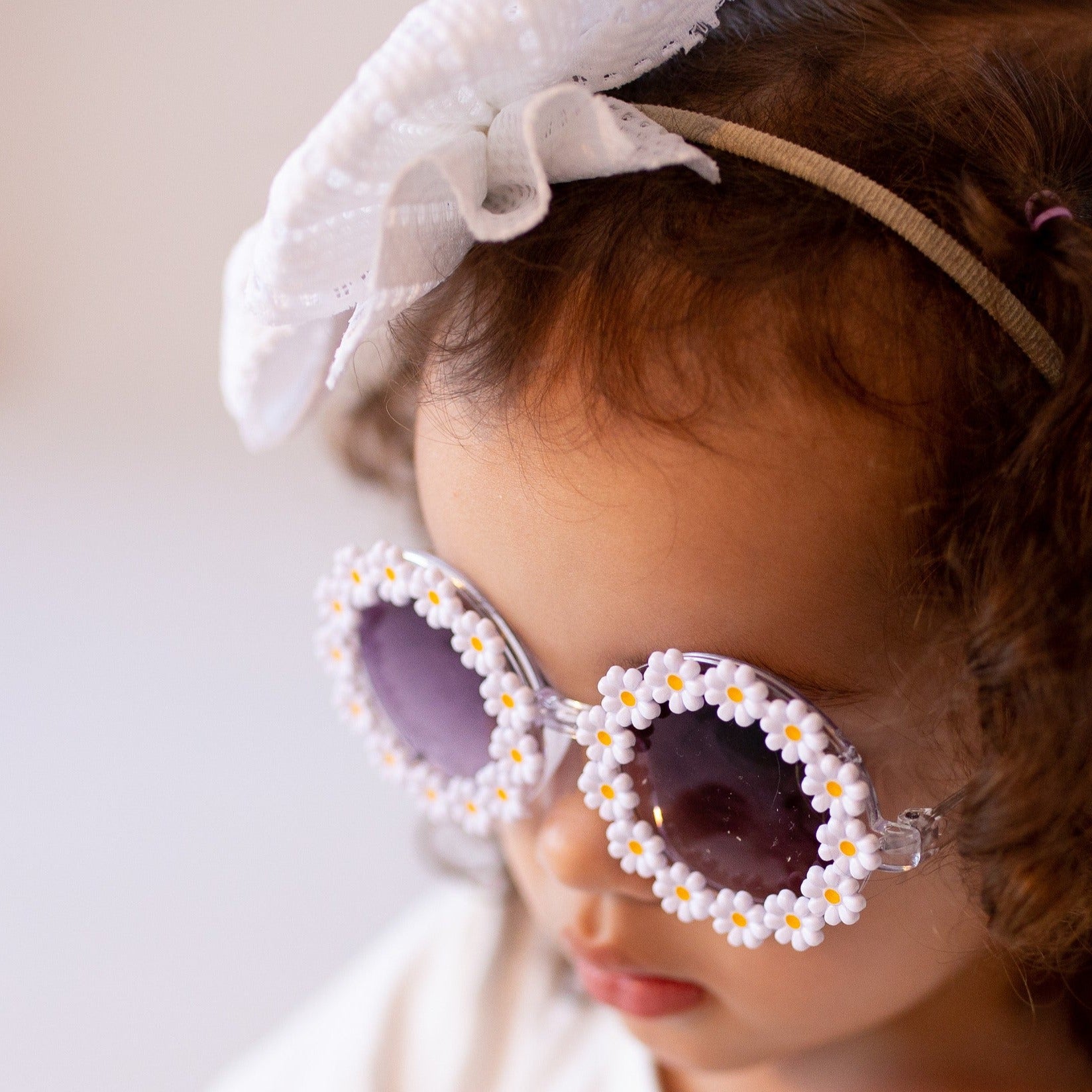 Daisy sunnies & Bow