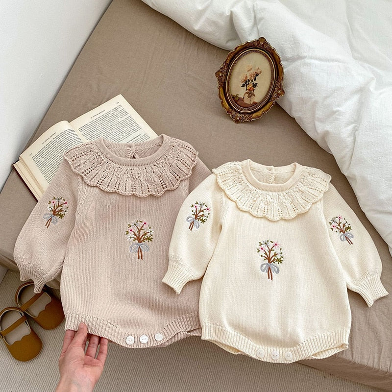 Bouquet knitted Romper Beige