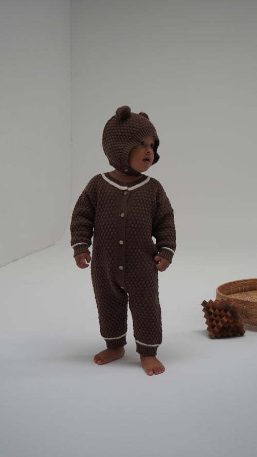 Bubbly Bear Knitted Outfit