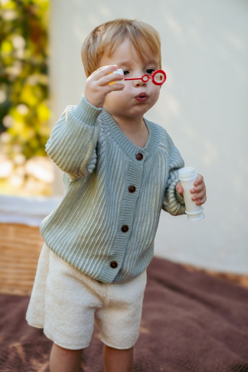 The ribbed knit cardigan