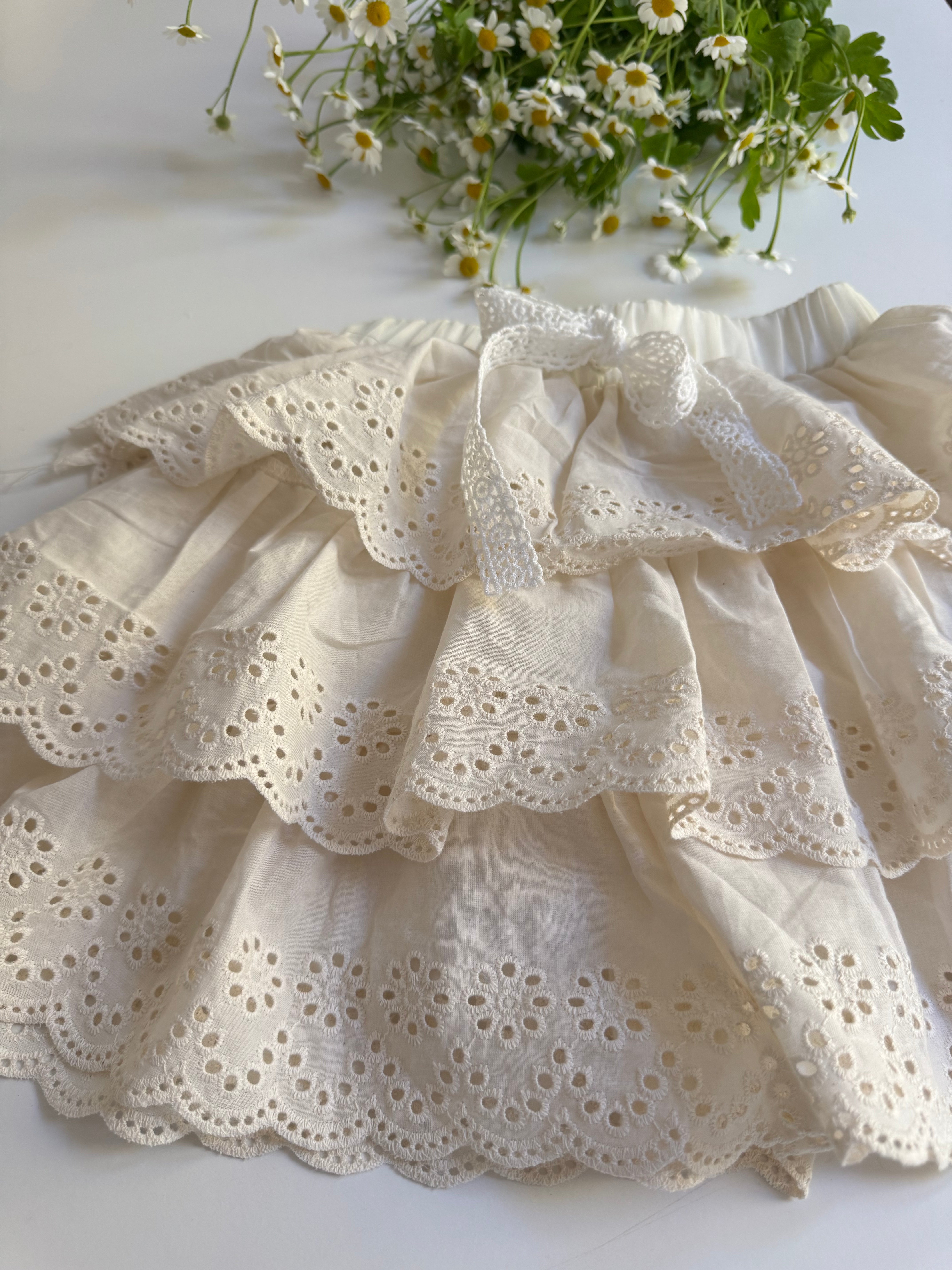 Romantic Eyelet Embroidered Skort