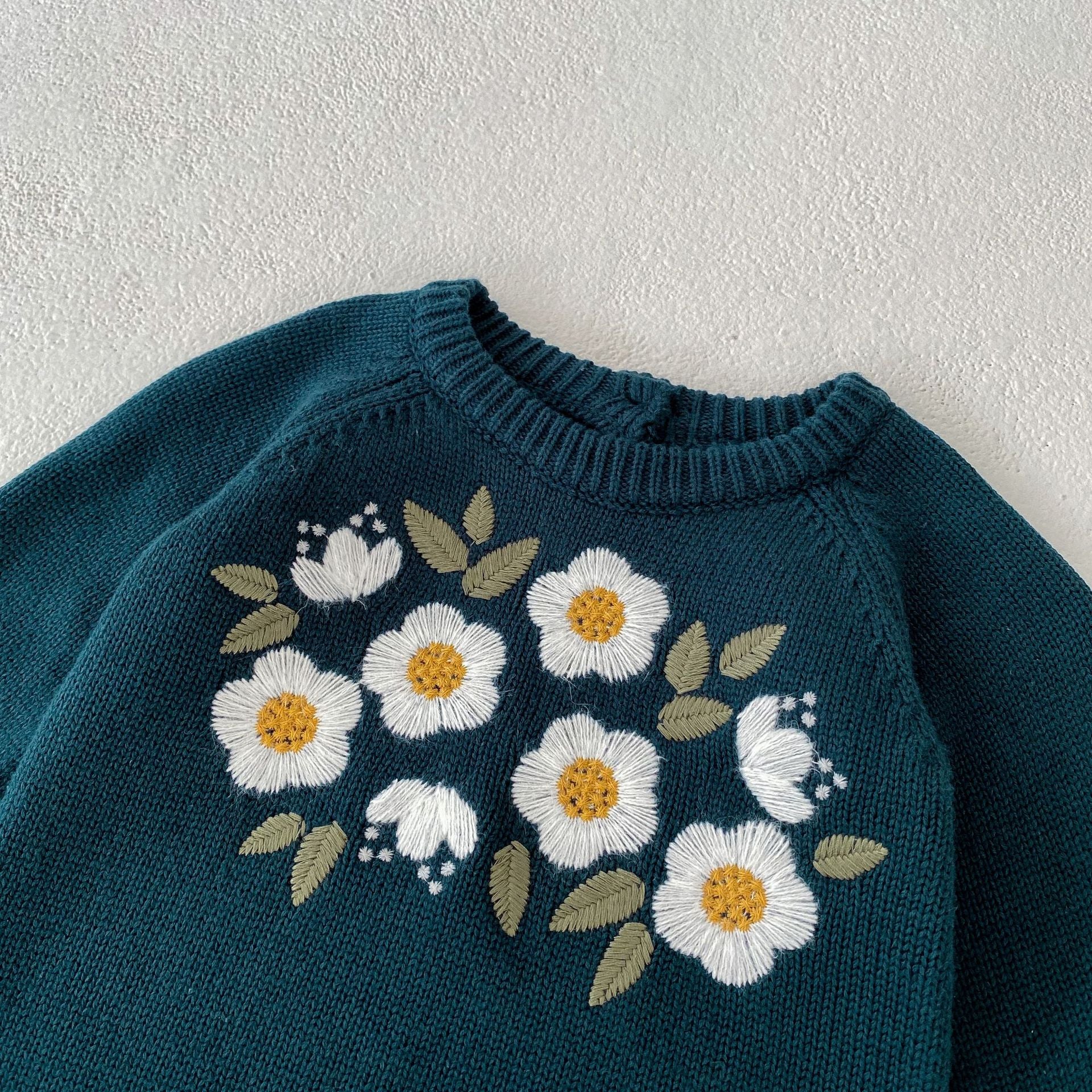 Daisy embroidery knitted Romper