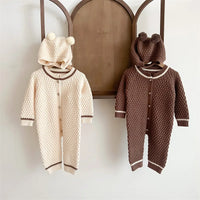 Bubbly Bear knitted outfit