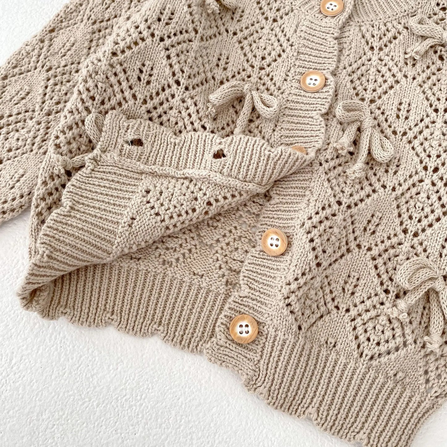 Tiny bows cardigan