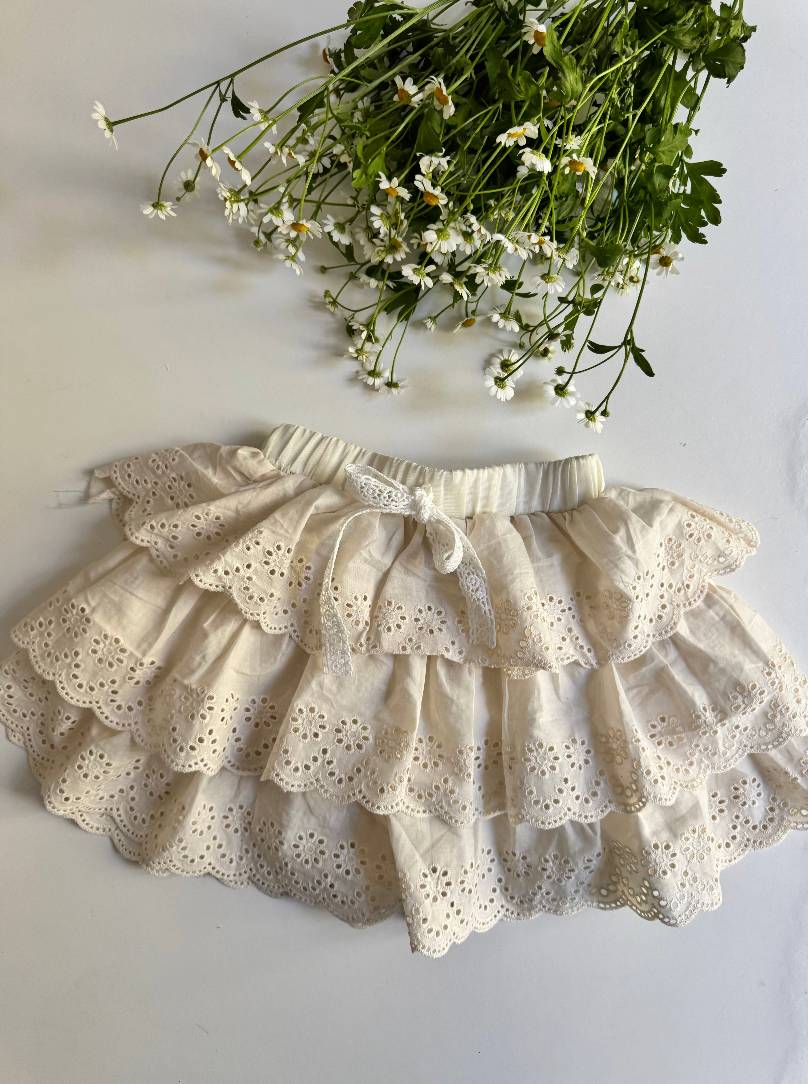 Romantic Eyelet Embroidered Skort
