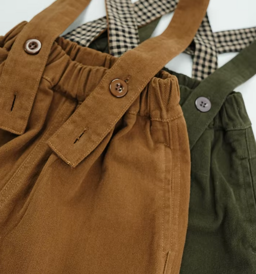 The contrast suspender trousers