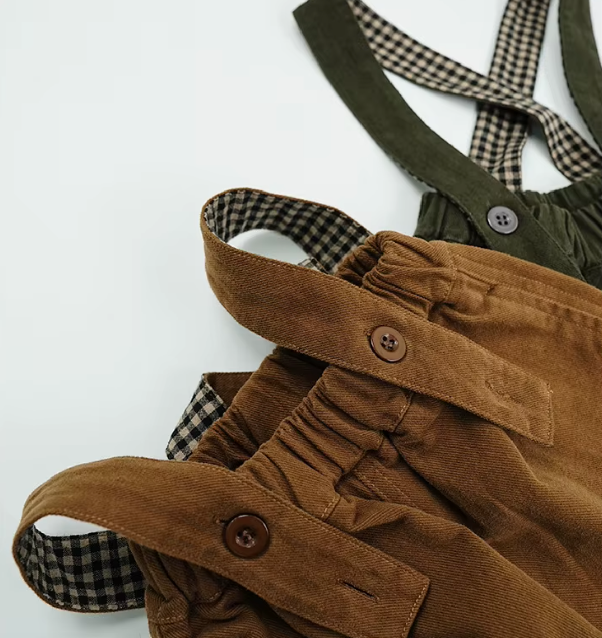 The contrast suspender trousers