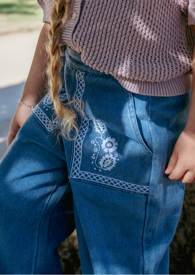 The flowers embroidery denim