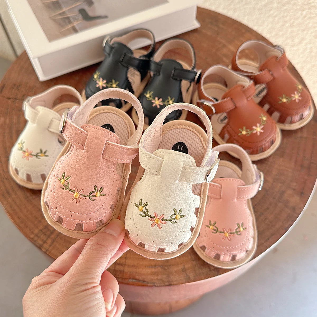 Floral baby sandals