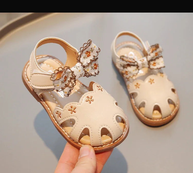 Bow toddler sandals