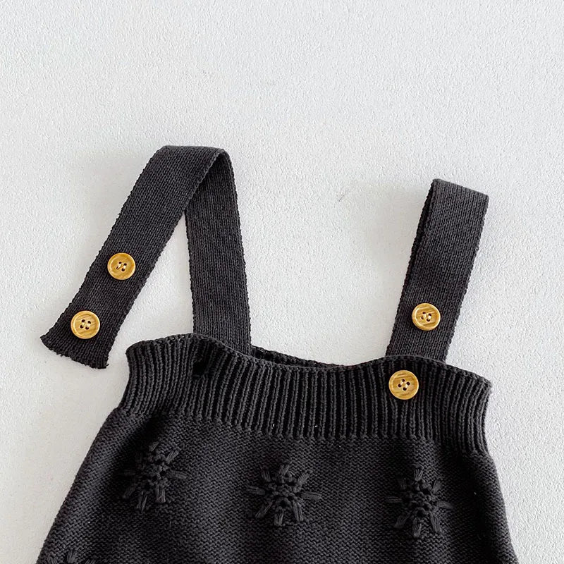 Snowflakes knitted pieces