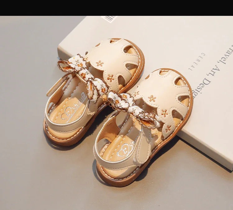 Bow toddler sandals